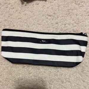 Scout Monochrome Striped Organizer
